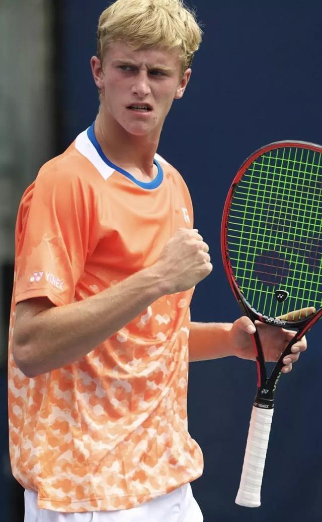 下个月来渝中,体验体育科技新玩法→.